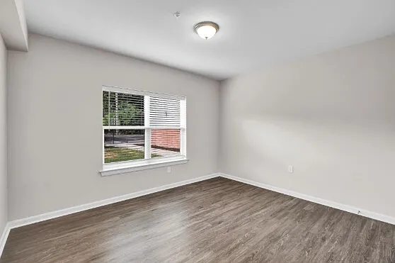 1622 W Market St — Photo 3