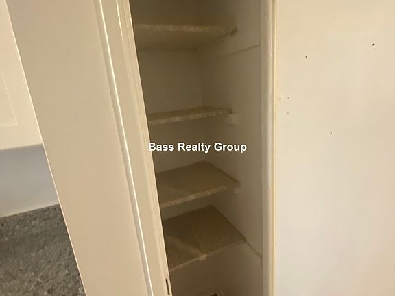 4th image of 10737 S Keating Ave #305