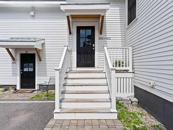 3rd image of 372 Main Street #203