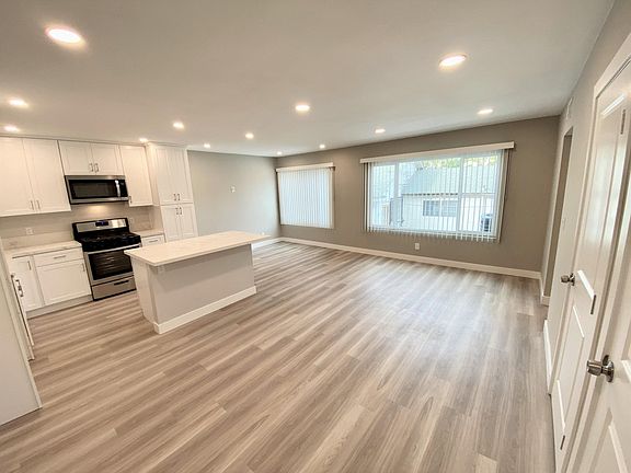 2nd image of 7741 Romaine St APT 5