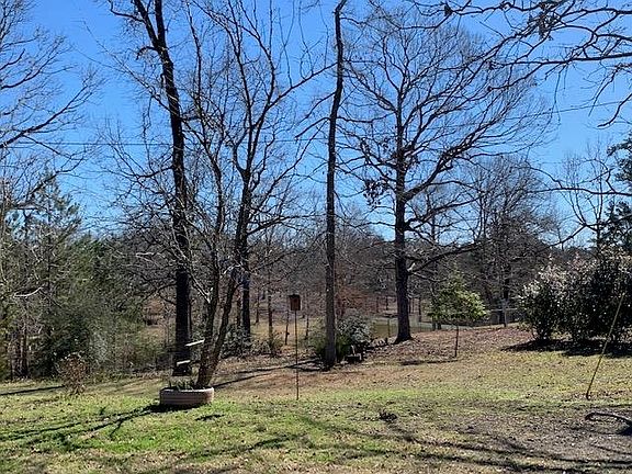 5th image of 115 Twin Lakes Dr