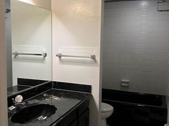 Full private bath