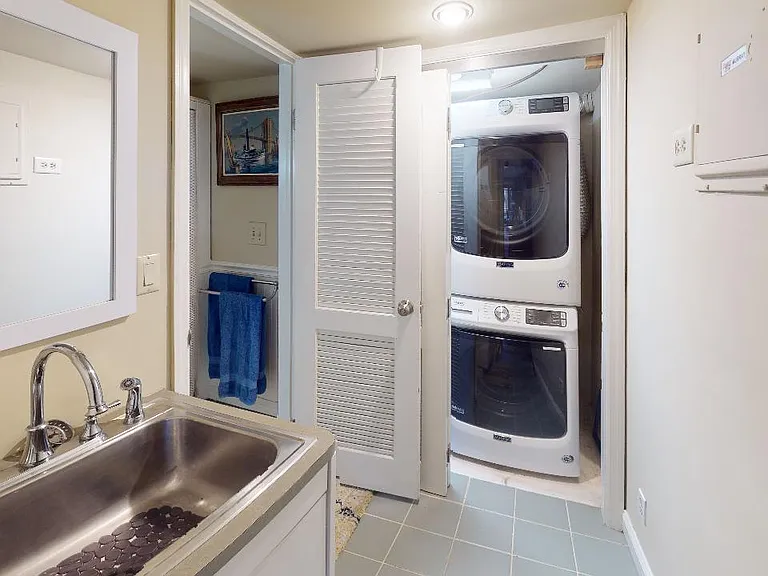 144 Sawkill Ave — Photo 21