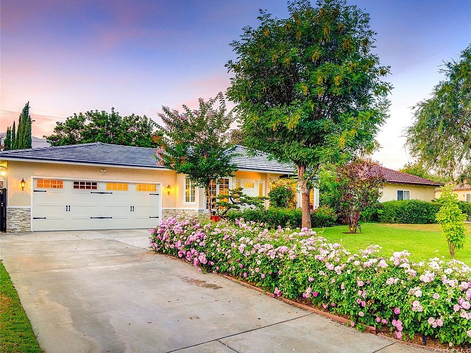 1st image of 923 Palo Alto Dr