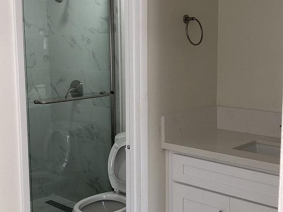 3rd image of 1708 Pepperdale Dr