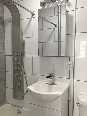 Rented by Reliance Realty Partners LLC  | media 6