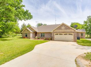 739 County Road 3696, Springtown, TX 76082