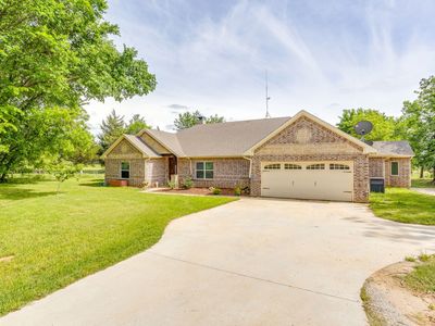 739 County Road 3696, Springtown, TX, 76082