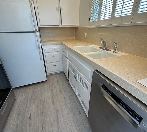4th image of 1914 Montana Ave #1914