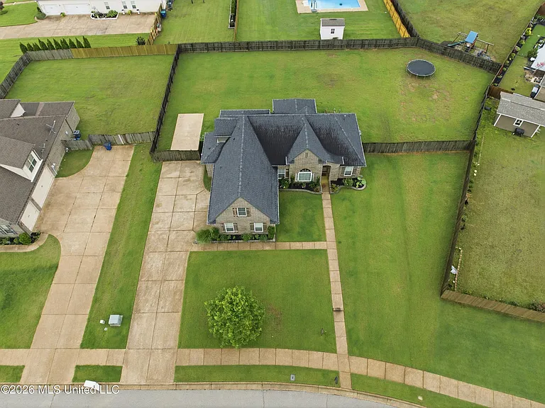 5353 Keating Dr — Photo 34