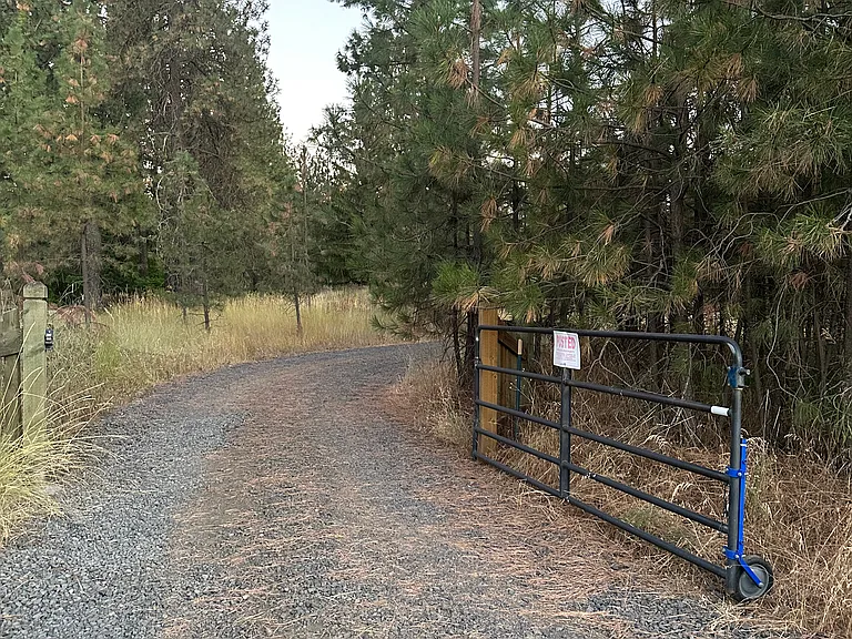 N Prairie Crest Rd — Photo 14