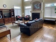 5th image of 212 Snowbridge Way