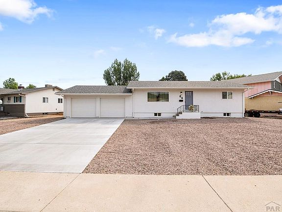 3rd image of 64 Radcliff Ln