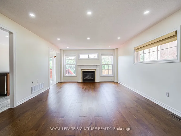44 Selby Dr — Photo 11