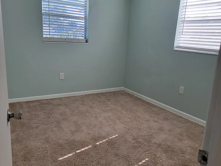 4514 S Gaines Rd — Photo 57