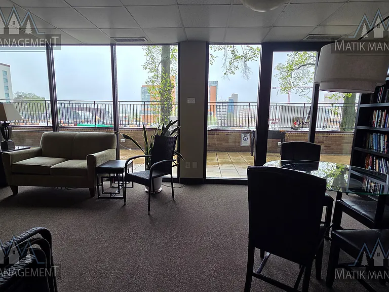 207 5th Ave SW #208 — Photo 48