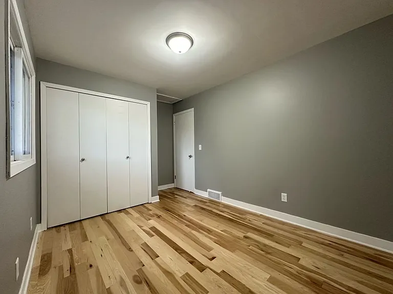 6020 Candlewood Ct — Photo 10