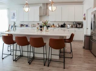 137 E Crown Point Dr, Saratoga Springs, UT 84045