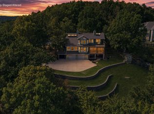 437 Waterfield Drive, Branson West, MO 65737