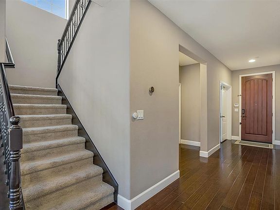 4th image of 18860 Paprika Dr