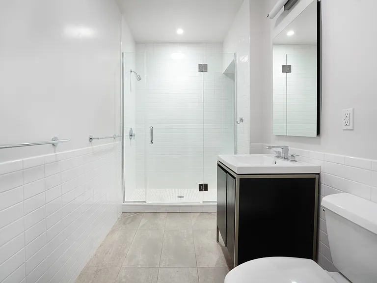 98 Morningside Ave #24 — Photo 7