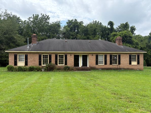 7612 Swans Run Rd