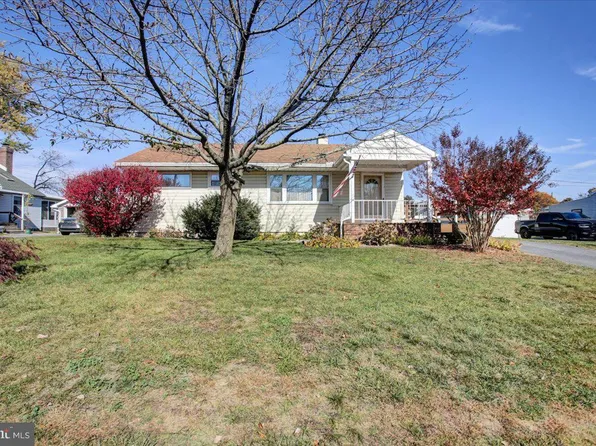 117 Lincoln Dr, Fayetteville, PA 17222