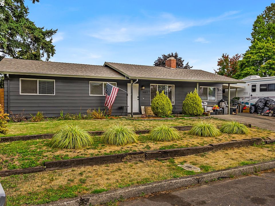 1st image of 3001 NE Azalea St