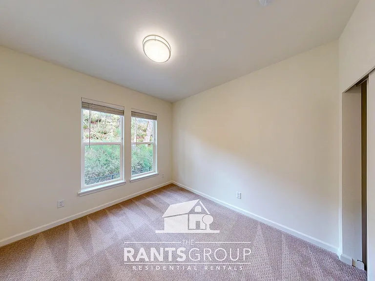Forest Park Townhomes — Photo 72