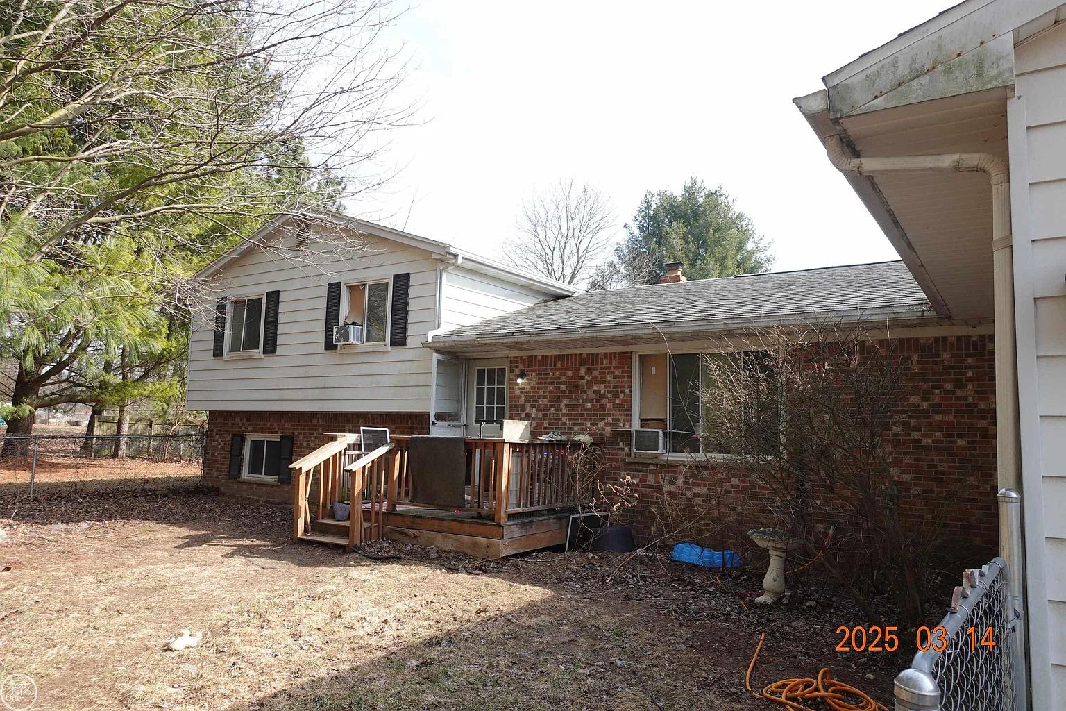 7125 Cedar Lake Rd photo 1
