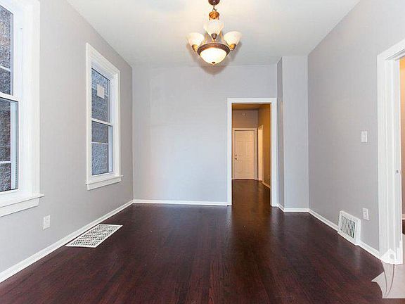 3rd image of 4140 N Western Ave #1