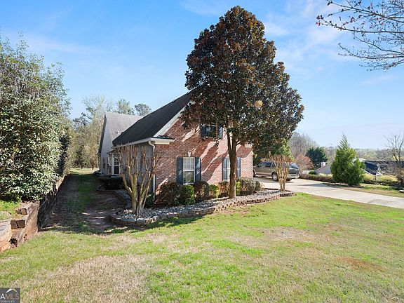 2nd image of 4201 Arbor Chase Rd