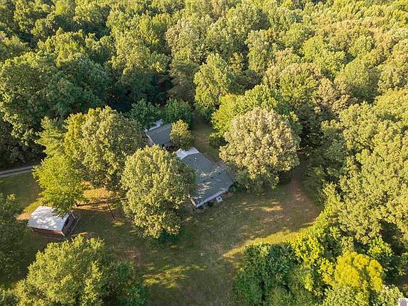 2nd image of 72 Holt Rd