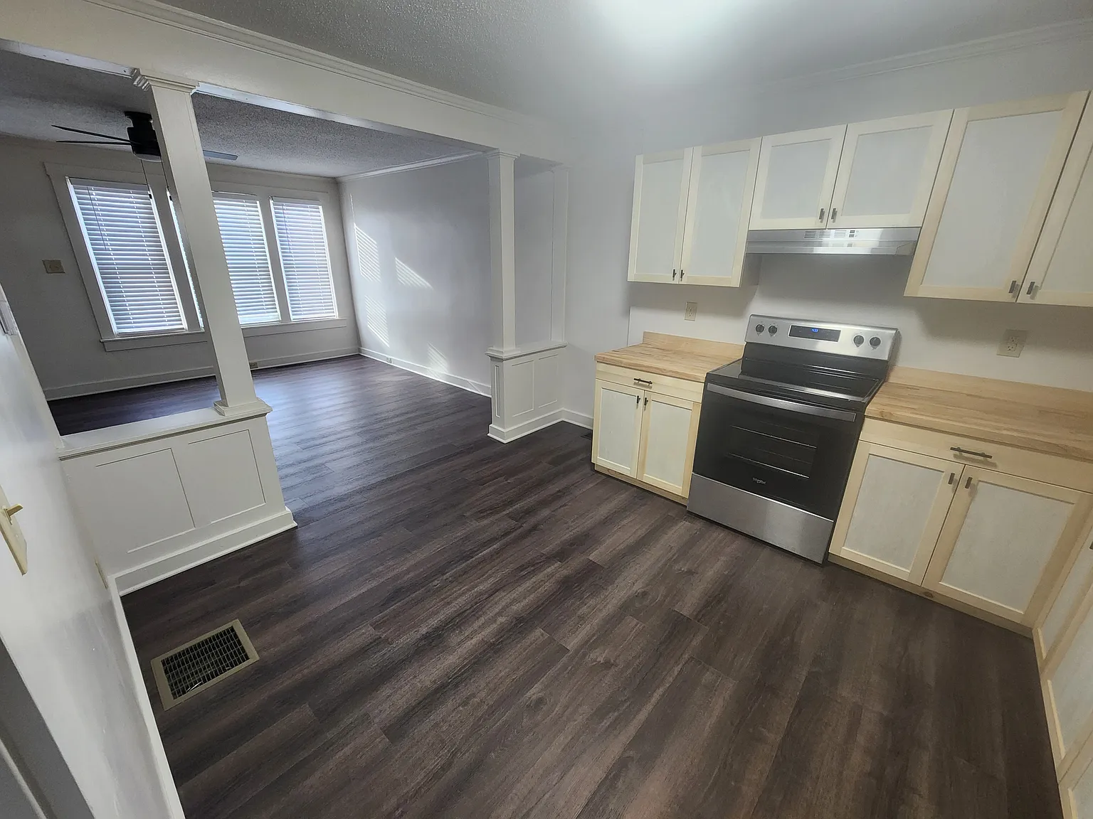 2 bed, 950 sqft, $1,250 — Photo 4