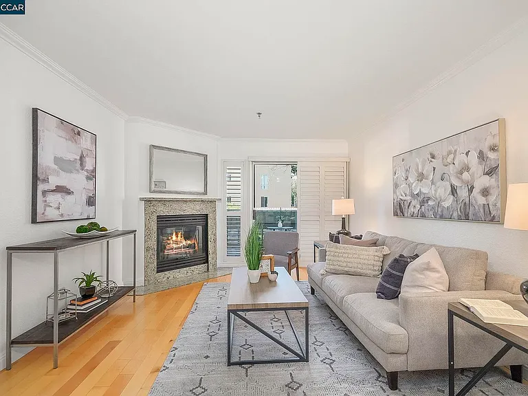 2530 Oak Rd #202 — Photo 13