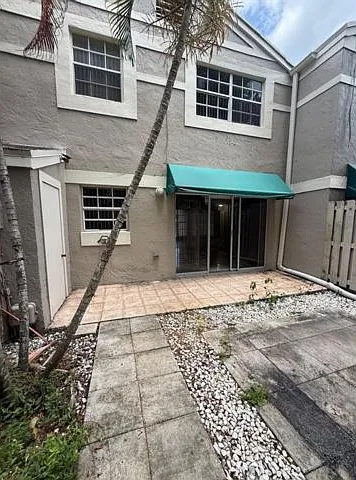 5232 SW 122nd Ter — Photo 19
