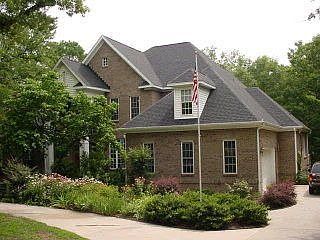 2nd image of 419 Village Dr