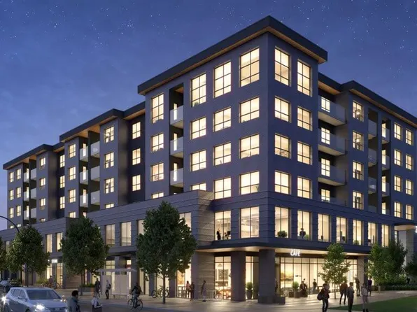 412 E 17th St #412, North Vancouver, BC V7L 2W2