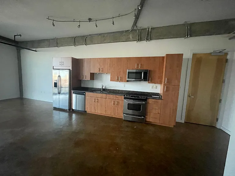 415 Saint Pauls Blvd #409 — Photo 8