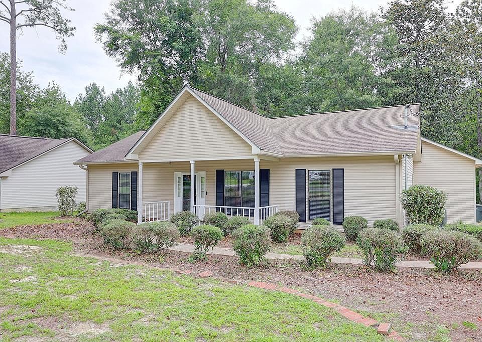 1st image of 105 Ayries Dr