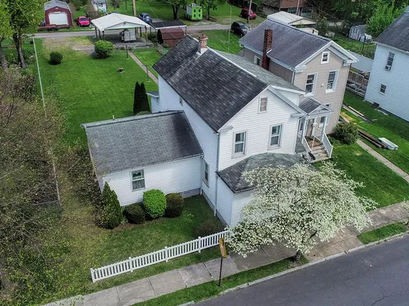 1617 Washington St, Huntingdon, PA 16652