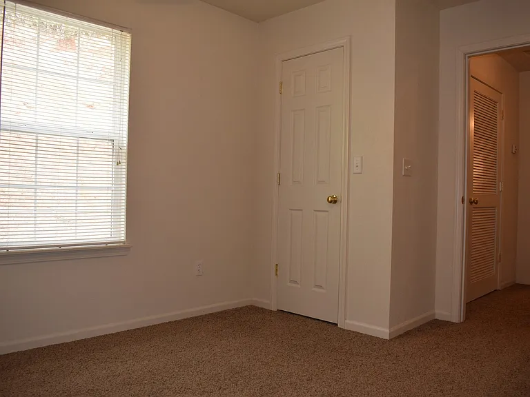 16711 Hunters Ridge Ln — Photo 15