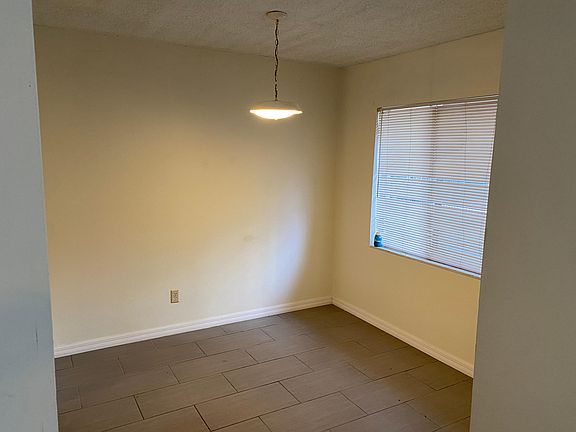 4th image of 7513 Pitch Pine Cir APT A