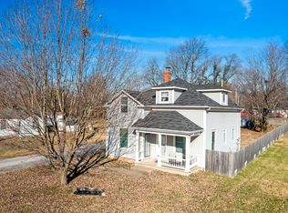 2719 W Walnut St, Springfield, MO 65802