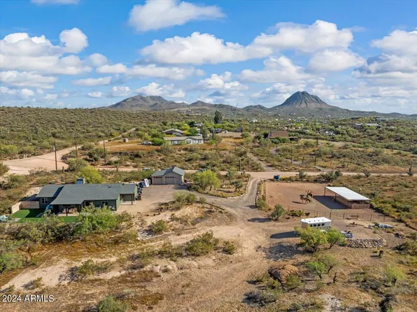 2316 W White Spar Road, New River, AZ 85087