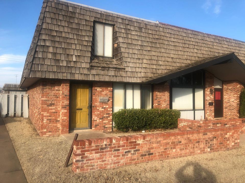 1st image of 2110 Indian Dr APT A
