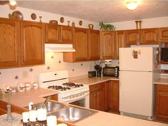 4th image of 4231 E Fairhope Dr