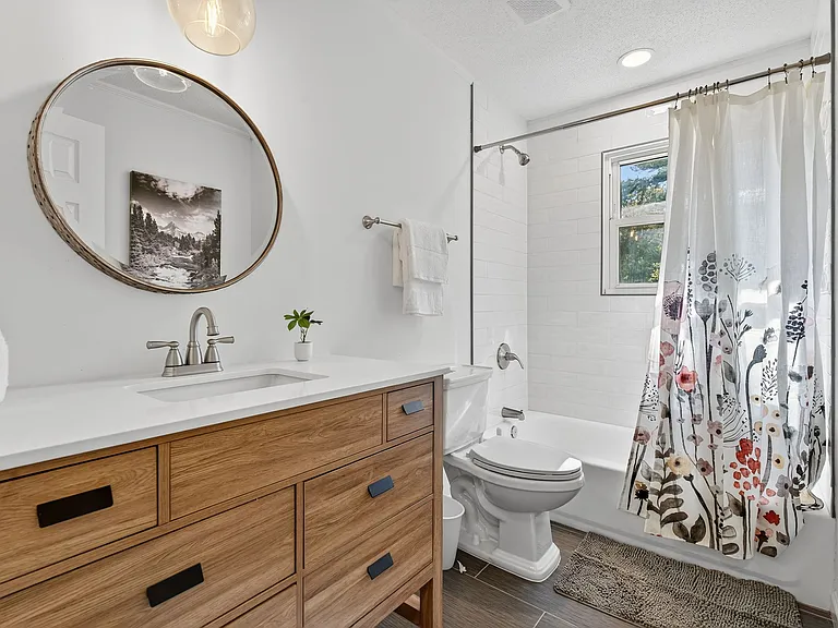 2544 Spring Forest Rd — Photo 26