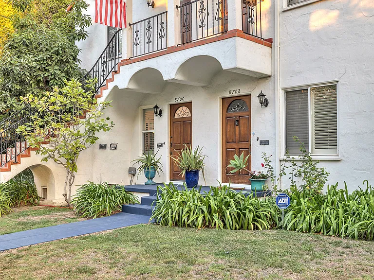 8700 Bonner Dr — Photo 30