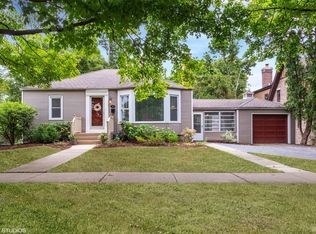 427 N Maple St, Itasca, IL 60143